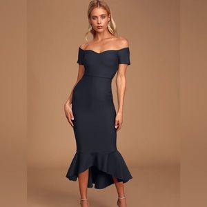 XS Lulus navy mermaid style off the shoulder dress. Worn once.